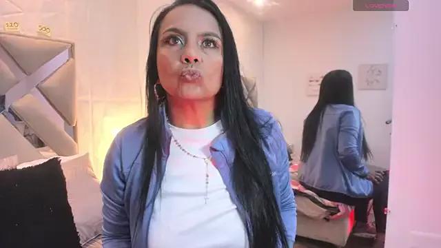 Girls and cam to cam: Watch as these sophisticated entertainers uncover their stunning costumes and curvaceous curves online!