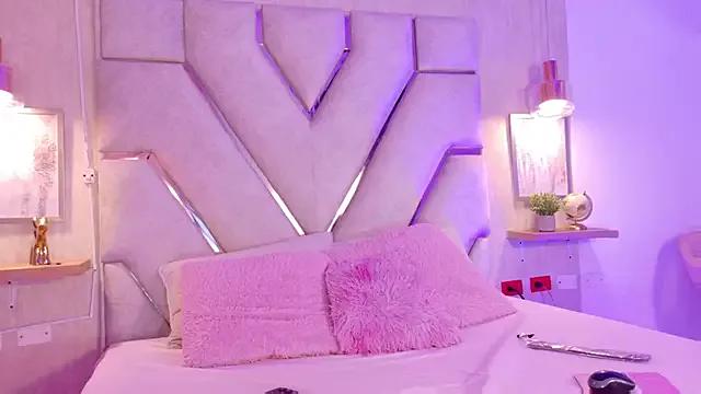 Girls and cam to cam: Watch as these sophisticated entertainers uncover their stunning costumes and curvaceous curves online!