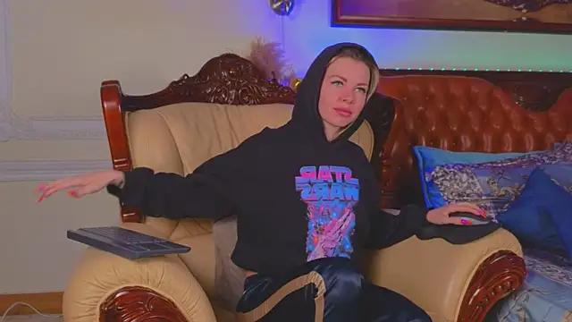 Real_Tini from StripChat is Freechat