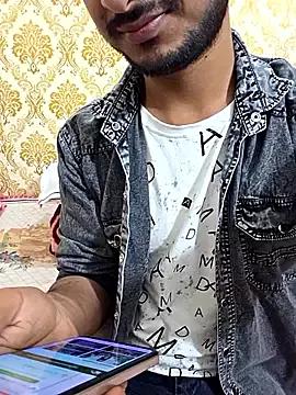RealcoupleP from StripChat is Freechat
