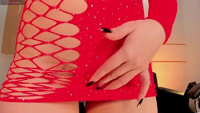 Girls and cam to cam: Watch as these sophisticated entertainers uncover their stunning costumes and curvaceous curves online!