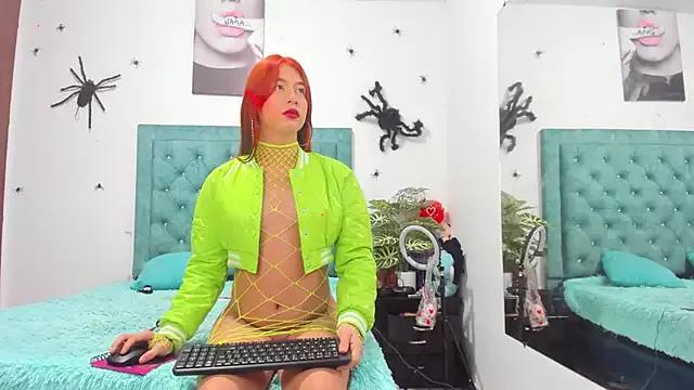 Girls and cam to cam: Watch as these sophisticated entertainers uncover their stunning costumes and curvaceous curves online!