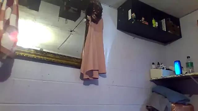 Girls and cam to cam: Watch as these sophisticated entertainers uncover their stunning costumes and curvaceous curves online!