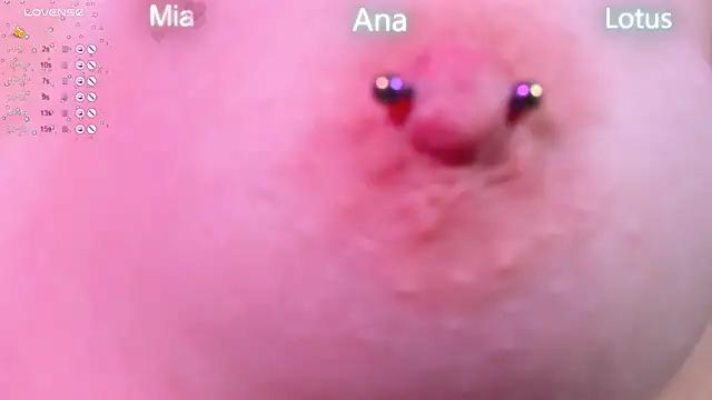 Girls and cam to cam: Watch as these sophisticated entertainers uncover their stunning costumes and curvaceous curves online!
