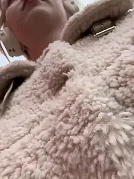 RonnieKiss from StripChat is Freechat