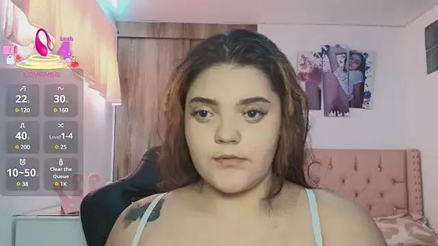 Girls and cam to cam: Watch as these sophisticated entertainers uncover their stunning costumes and curvaceous curves online!