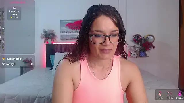 Girls and cam to cam: Watch as these sophisticated entertainers uncover their stunning costumes and curvaceous curves online!