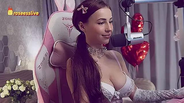 Girls and cam to cam: Watch as these sophisticated entertainers uncover their stunning costumes and curvaceous curves online!