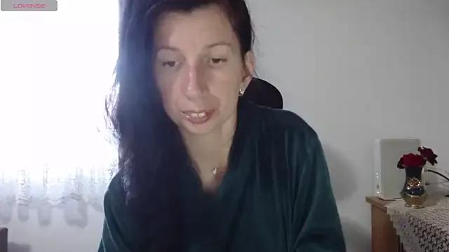 RosieHayes from StripChat is Freechat