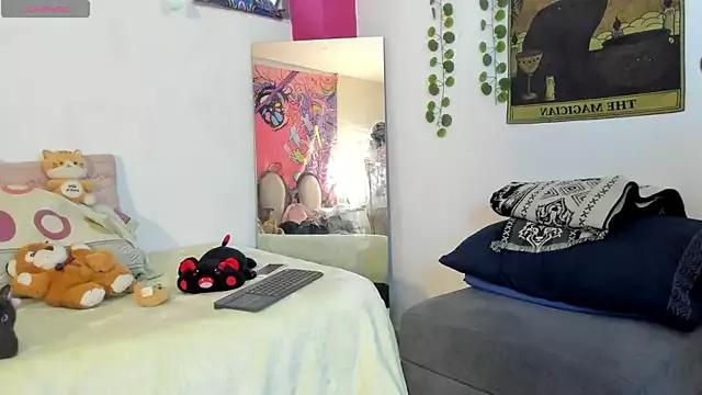 Girls and cam to cam: Watch as these sophisticated entertainers uncover their stunning costumes and curvaceous curves online!