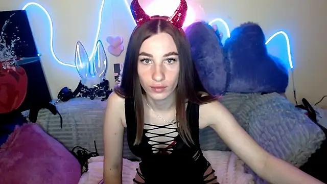 Girls and cam to cam: Watch as these sophisticated entertainers uncover their stunning costumes and curvaceous curves online!