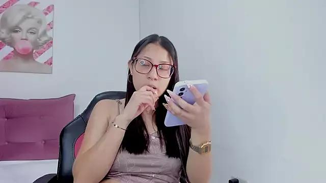 rouse_red from StripChat is Freechat