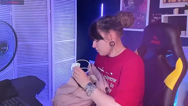 Girls and cam to cam: Watch as these sophisticated entertainers uncover their stunning costumes and curvaceous curves online!