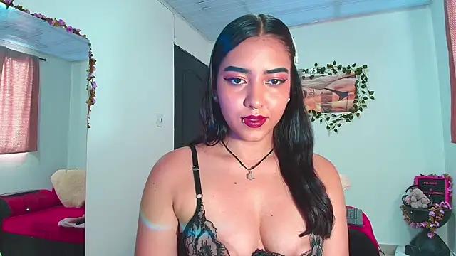 roxy_castello from StripChat is Freechat