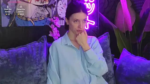 Girls and cam to cam: Watch as these sophisticated entertainers uncover their stunning costumes and curvaceous curves online!