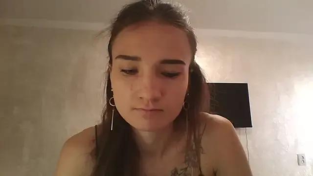 RoyalDessertt from StripChat is Freechat