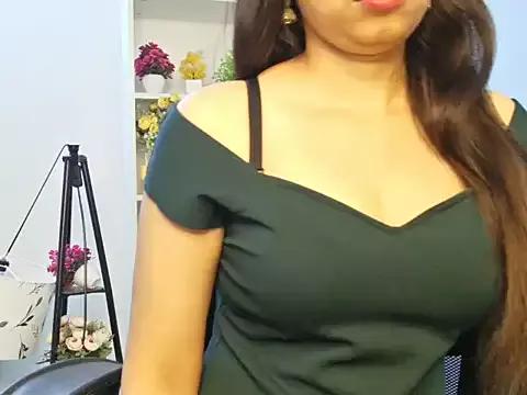 ruby100 from StripChat is Freechat