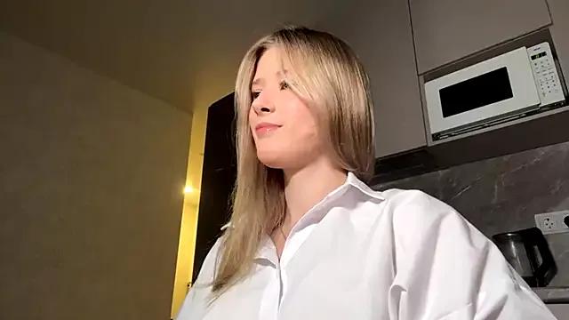 Ruby_Blonde_Photik from StripChat is Freechat