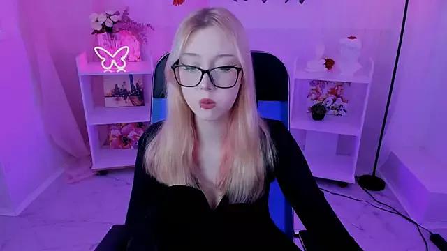 RubyBennett from StripChat is Freechat