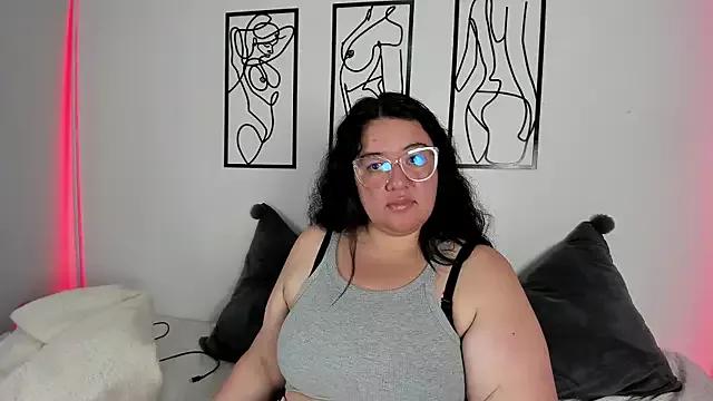 Girls and cam to cam: Watch as these sophisticated entertainers uncover their stunning costumes and curvaceous curves online!