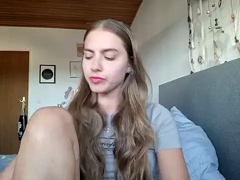 RubyRubin from StripChat is Freechat