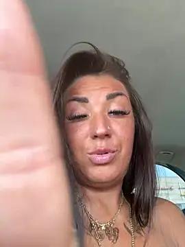 RuslanaXX from StripChat is Freechat