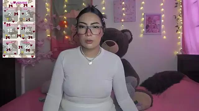 Girls and cam to cam: Watch as these sophisticated entertainers uncover their stunning costumes and curvaceous curves online!