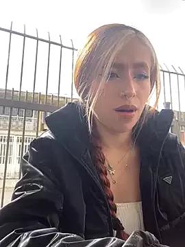 Sallem_Pink from StripChat is Freechat