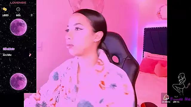 Girls and cam to cam: Watch as these sophisticated entertainers uncover their stunning costumes and curvaceous curves online!