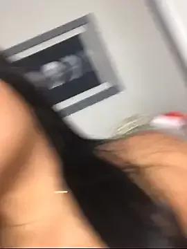 SalomeReed from StripChat is Freechat