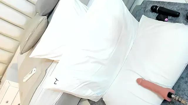 Girls and cam to cam: Watch as these sophisticated entertainers uncover their stunning costumes and curvaceous curves online!