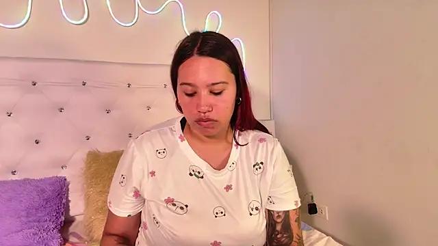 Girls and cam to cam: Watch as these sophisticated entertainers uncover their stunning costumes and curvaceous curves online!