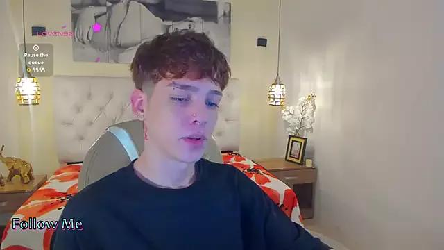 Samuelwest_ from StripChat is Freechat