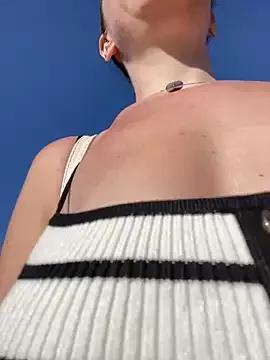 Sandra_Jo from StripChat is Freechat
