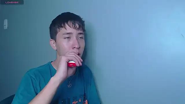 Santiago_LatinBoy from StripChat is Freechat