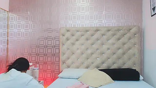 Girls and cam to cam: Watch as these sophisticated entertainers uncover their stunning costumes and curvaceous curves online!