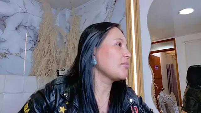 Girls and cam to cam: Watch as these sophisticated entertainers uncover their stunning costumes and curvaceous curves online!