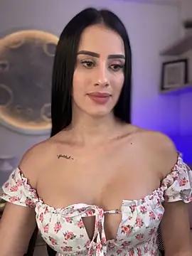 Girls and cam to cam: Watch as these sophisticated entertainers uncover their stunning costumes and curvaceous curves online!
