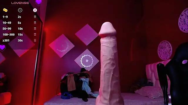 Girls and cam to cam: Watch as these sophisticated entertainers uncover their stunning costumes and curvaceous curves online!