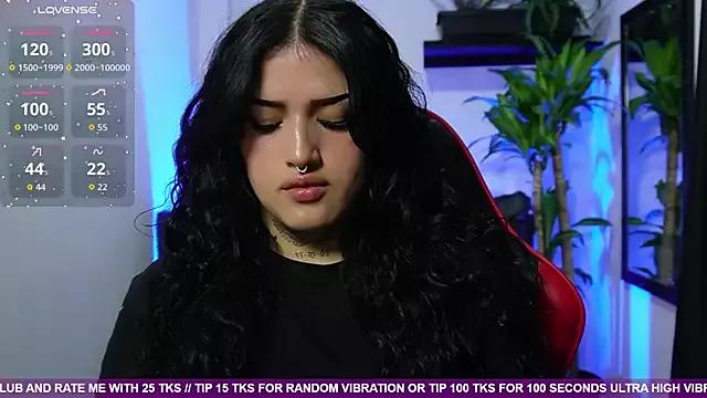 Girls and cam to cam: Watch as these sophisticated entertainers uncover their stunning costumes and curvaceous curves online!