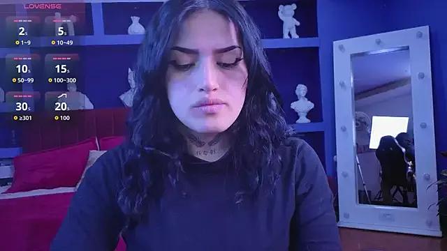 sari_belle from StripChat is Freechat