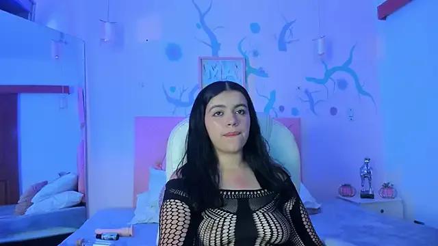 Girls and cam to cam: Watch as these sophisticated entertainers uncover their stunning costumes and curvaceous curves online!