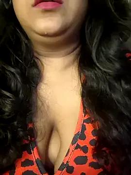 sassy_horny from StripChat is Freechat