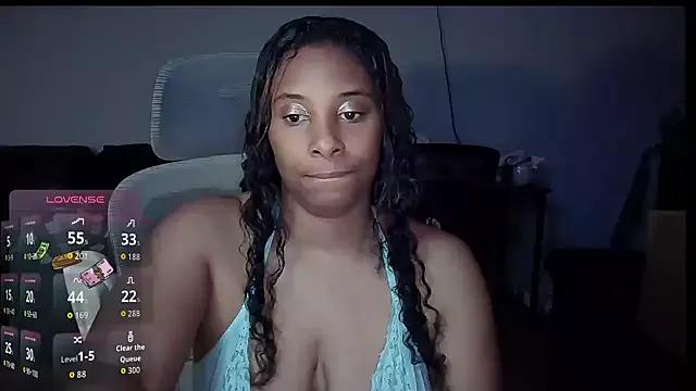 sassyslayz from StripChat is Freechat