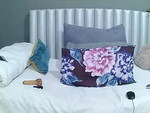 Girls and cam to cam: Watch as these sophisticated entertainers uncover their stunning costumes and curvaceous curves online!