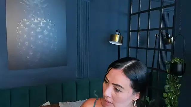 Girls and cam to cam: Watch as these sophisticated entertainers uncover their stunning costumes and curvaceous curves online!