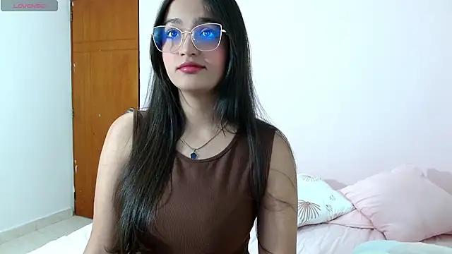 scarlet_rose__ from StripChat is Freechat