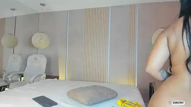 Girls and cam to cam: Watch as these sophisticated entertainers uncover their stunning costumes and curvaceous curves online!