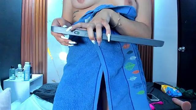 Girls and cam to cam: Watch as these sophisticated entertainers uncover their stunning costumes and curvaceous curves online!
