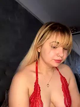 SelenaaD from StripChat is Freechat